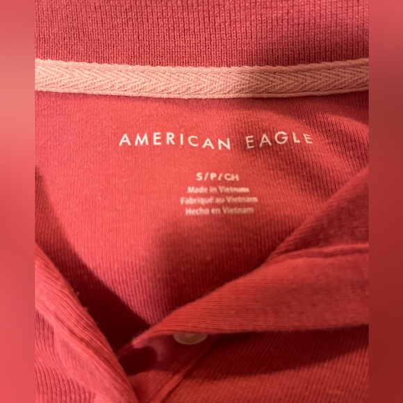 American eagle cropped collared pink shirt in size small - Picture 2 of 2